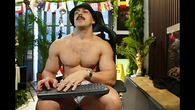 DanteSantoss online show from July 13, 10:00 pm