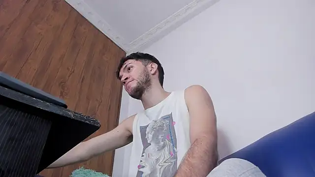 kavencastro online show from July 20, 10:55 pm