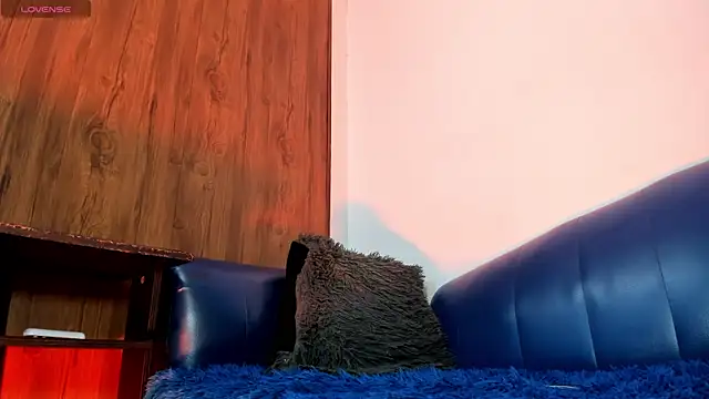 kavencastro online show from July 30, 5:18 am