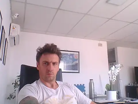 sebasevi online show from June 3, 2:33 pm