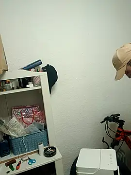 MorenodickStrong online show from July 13, 10:55 pm