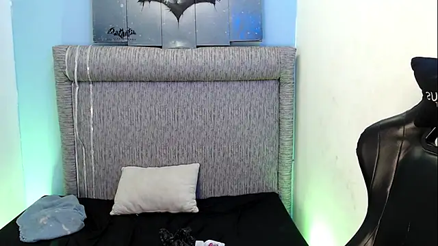 Taylerr 18 online show from June 10, 12:40 pm
