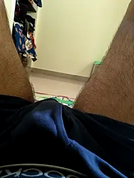 1Horny Boy1 online show from August 2, 4:11 am