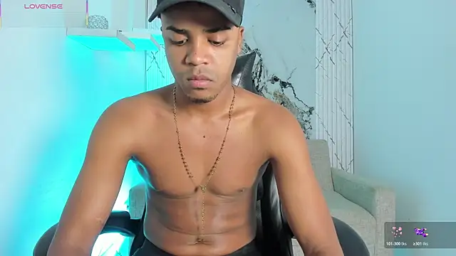 TaylorClay  online show from May 27, 11:29 am
