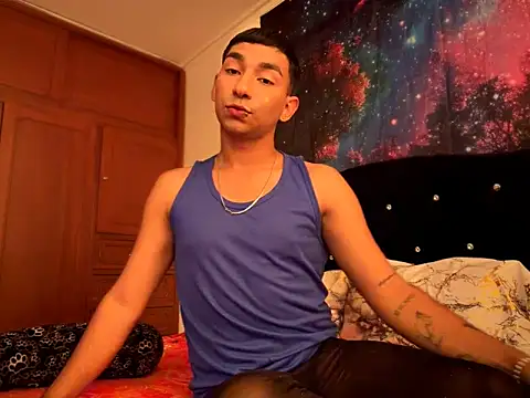 LexyHoward online show from May 16, 2:26 pm