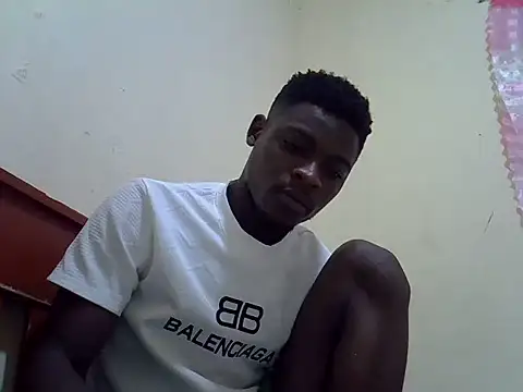 Remy-123 online show from July 19, 4:35 pm