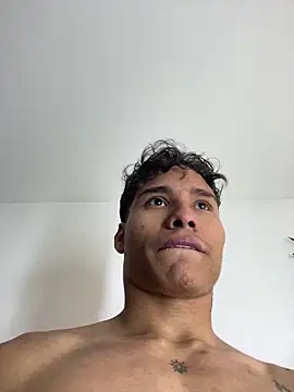 NelModel1 online show from May 26, 1:29 pm