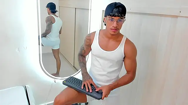Joao da silva19 online show from July 15, 2:57 pm