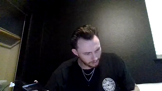 Tallhungcloudyyy online show from May 28, 11:14 pm
