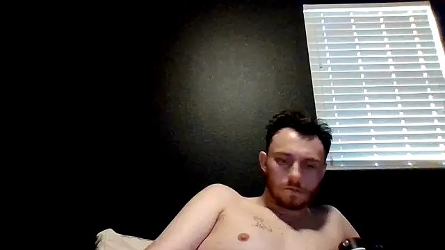 Tallhungcloudyyy online show from May 23, 2:28 am