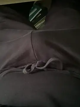 kleinerdude online show from June 1, 11:21 am