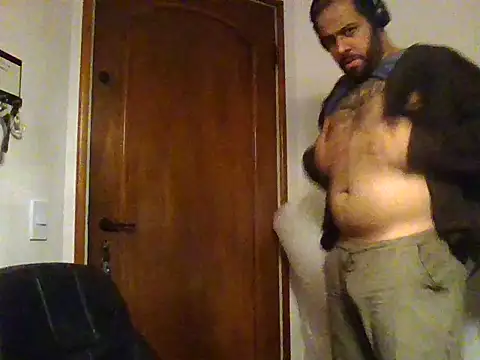 Carlos02145 online show from July 13, 2:14 am