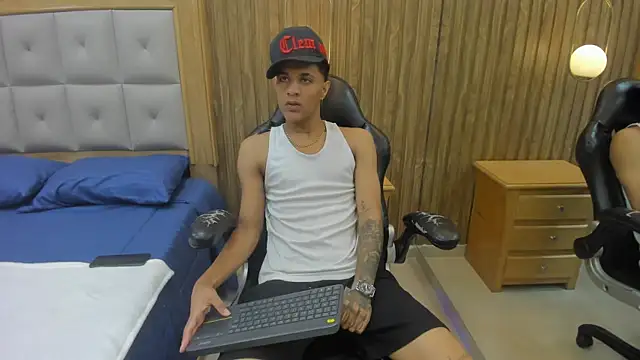 Mael Jason online show from June 12, 11:19 am