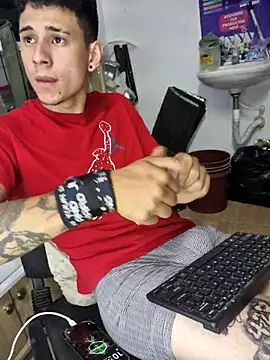 tom latin online show from July 16, 3:13 am