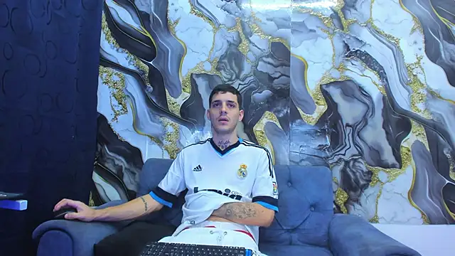 boy max latin online show from June 20, 5:34 am