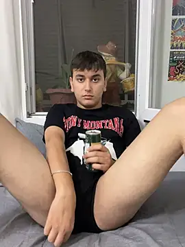 imjustaboyy1 online show from July 23, 9:45 pm