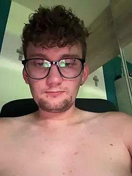 Stefan4513 online show from July 21, 12:18 pm