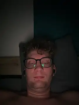 Stefan4513 online show from July 17, 6:25 pm