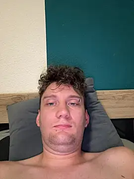 Stefan4513 online show from July 15, 4:19 am