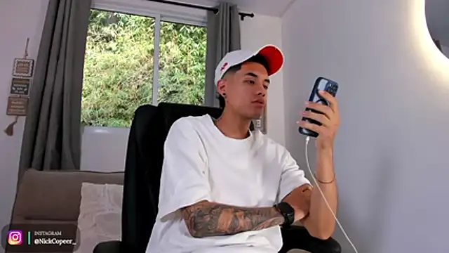 NickCopeer  online show from June 7, 12:34 pm