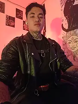 AlecBanne  online show from July 16, 9:00 pm