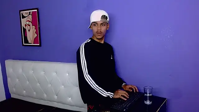 Angel foxc13 online show from June 23, 2:38 am