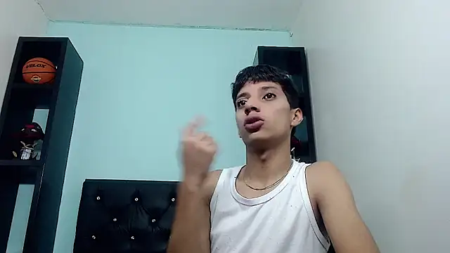 jl brayan12 online show from June 1, 7:25 pm