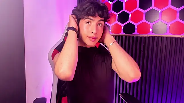 SantyFoxxs online show from July 5, 3:43 am