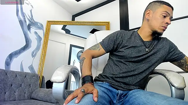 AntonyEvans online show from June 22, 4:08 am