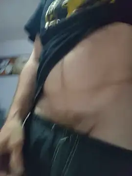 Toni13 1983 online show from May 30, 7:58 pm
