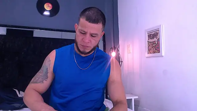 Maximiliano Stronge online show from June 16, 4:53 pm