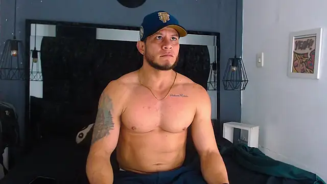 Maximiliano Stronge online show from June 8, 1:28 am