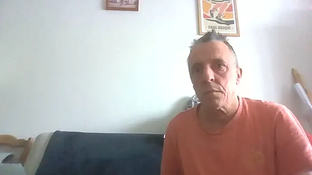 coucou9423 online show from June 6, 8:31 am