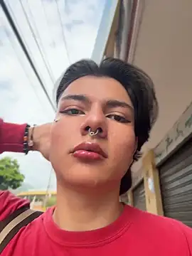 Liamdelrey online show from June 10, 12:07 pm