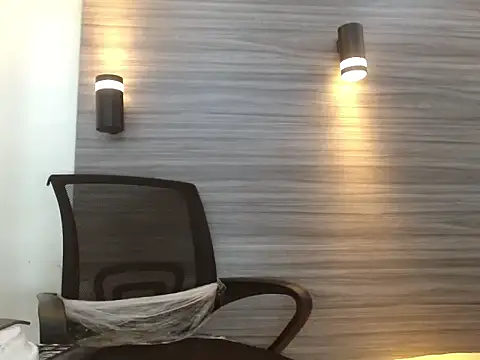 LeleHott01 online show from July 4, 8:50 am