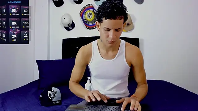 theo bigcock  online show from July 16, 7:21 pm
