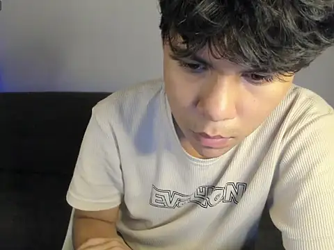 cuitealex online show from June 9, 1:29 am