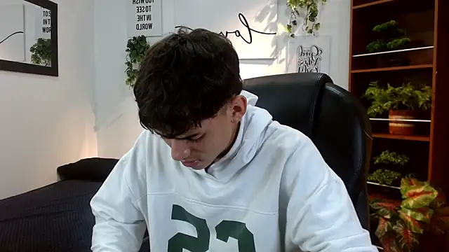 Ryan grayx online show from June 4, 2:56 pm