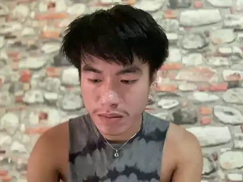 grumpyyy2003 online show from August 2, 4:11 am