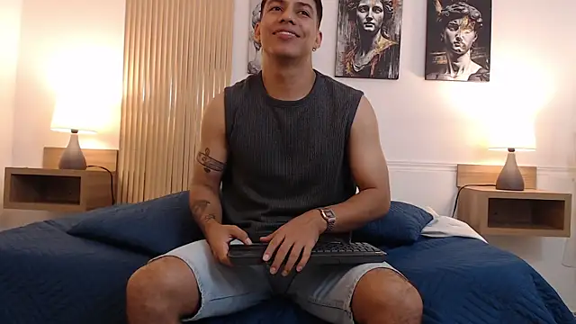 Diego salvatore online show from June 6, 7:42 pm