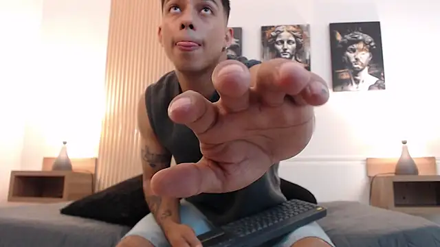 Diego salvatore online show from July 18, 7:41 pm