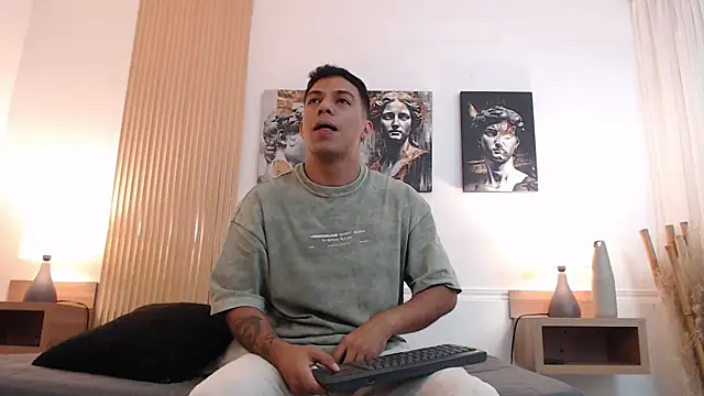 Diego salvatore online show from July 21, 2:41 pm