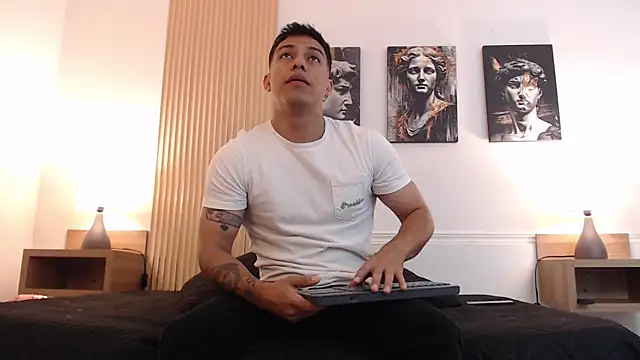 Diego salvatore online show from August 3, 2:34 pm