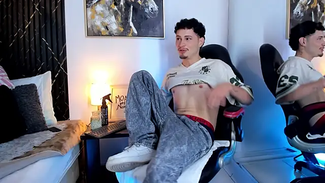 Alexlux1 online show from June 15, 2:25 am