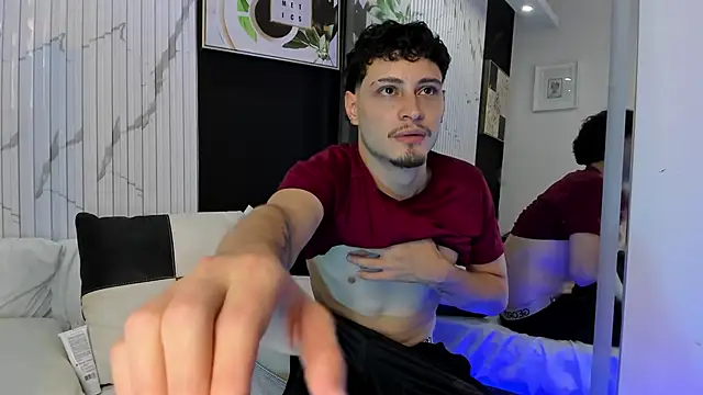 Alexlux1 online show from June 7, 3:46 am