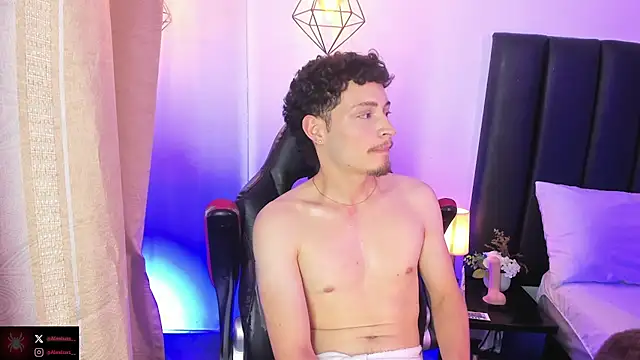 Alexlux1 online show from July 4, 10:57 pm