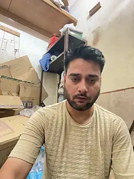 VBRAWN01 online show from June 10, 3:56 pm