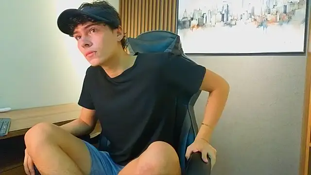 Esteban Fire online show from June 15, 1:03 pm