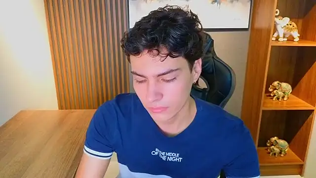 Esteban Fire online show from June 20, 12:32 pm