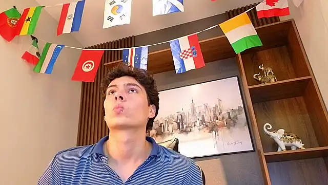 Esteban Fire online show from July 6, 3:03 pm